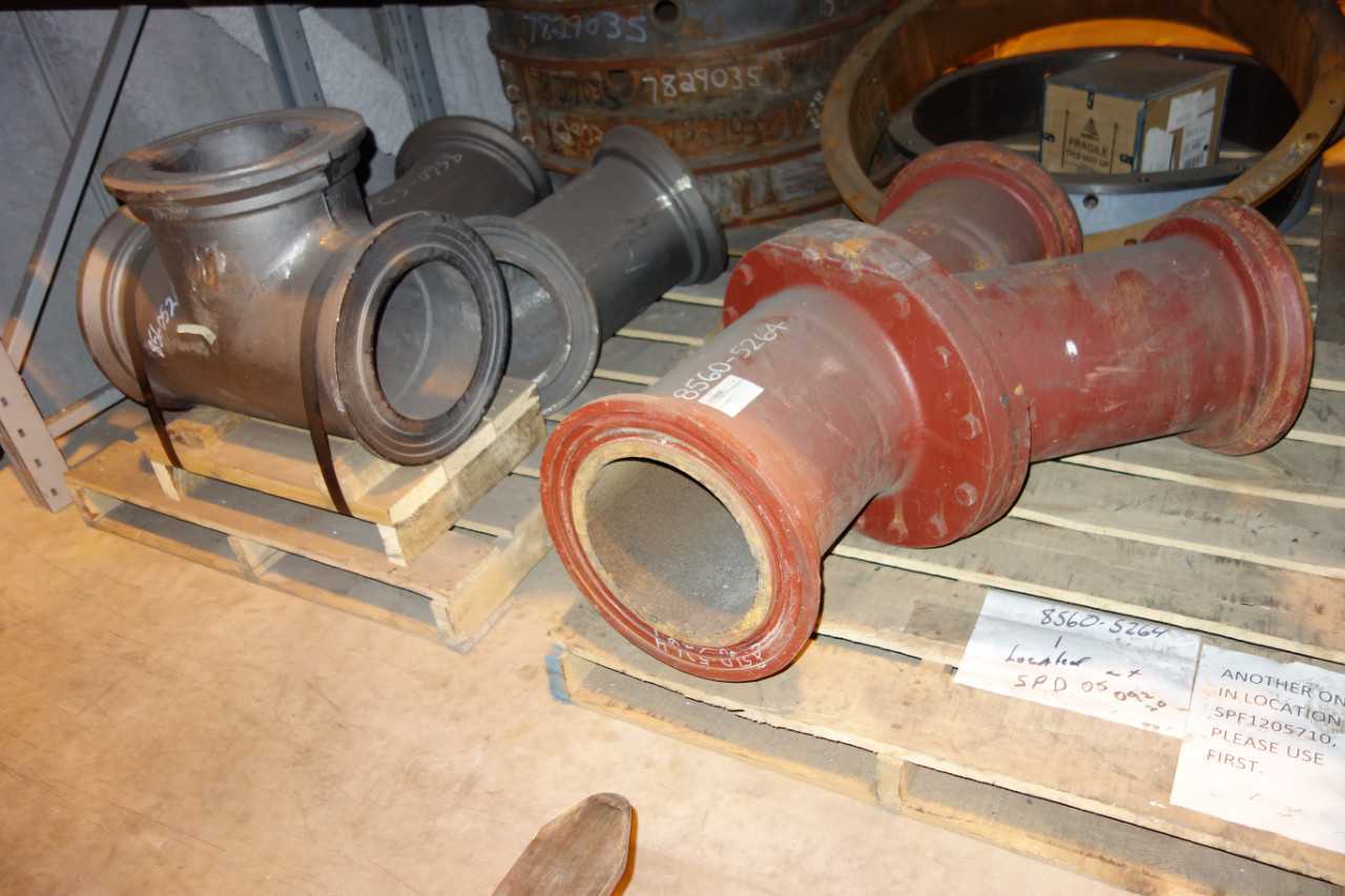 CONTENTS OF 2 UPRIGHT RACKING SECTIONS, SPROCKET - INDUSTRIAL PARTS