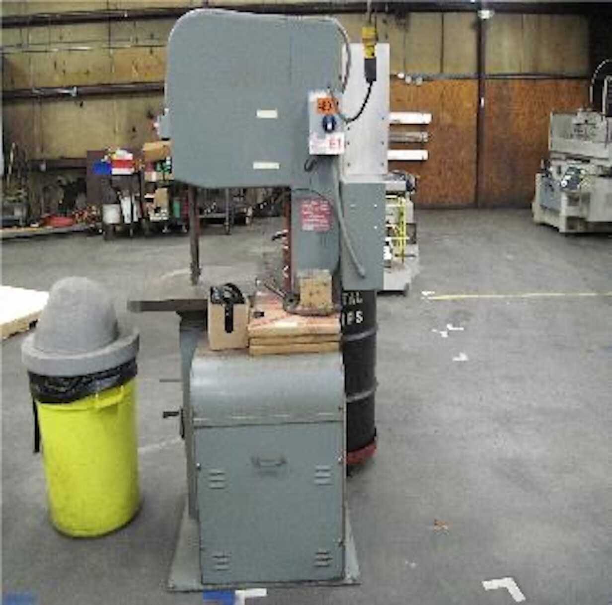 DoAll Band Saw - VERTICAL BAND SAWS