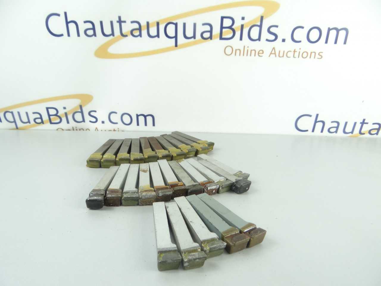 Lot of 27 NEW Assorted Carbide Tipped Tool Bits - MACHINING ACCESSORIES & TOOLING