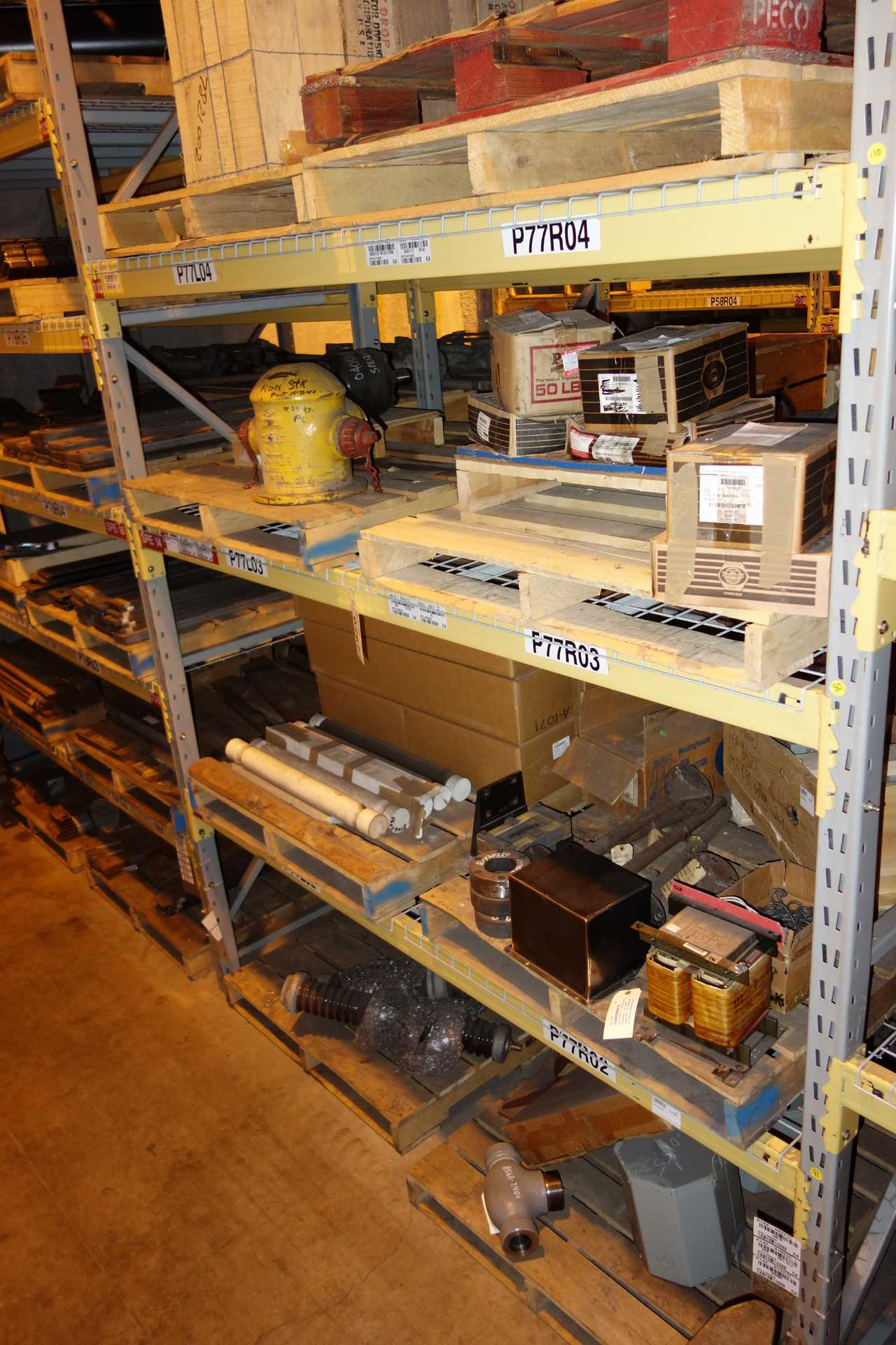 CONTENTS OF 2 UPRIGHT RACKING SECTIONS, LINERS - INDUSTRIAL PARTS