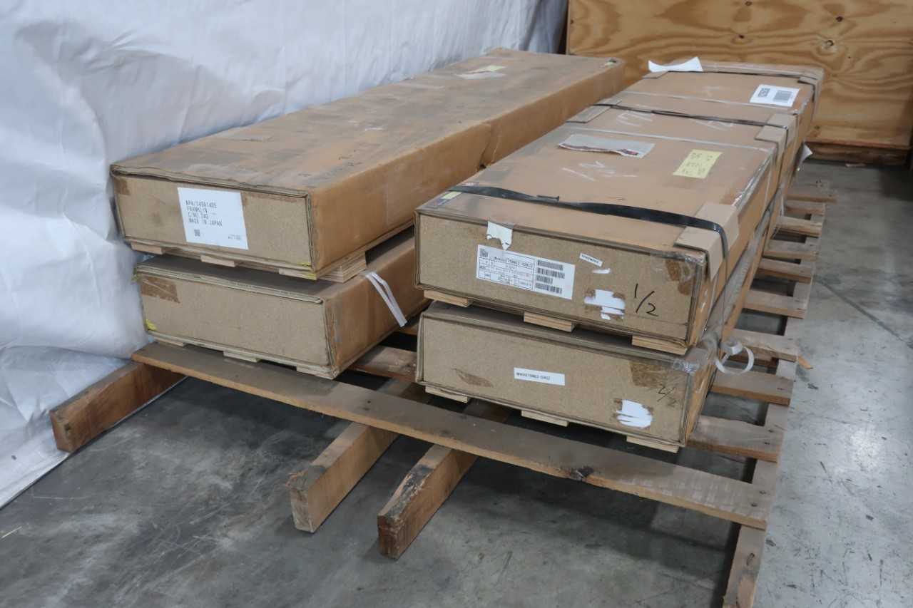 LOT OF 4 NSK NH656275BNC2-01KCZ LINEAR GUIDES AND BEARINGS - BEARINGS
