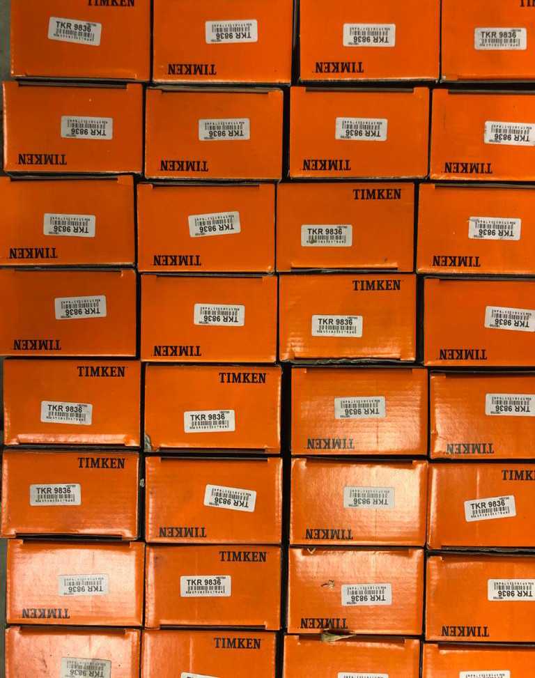 1 pallet of assorted bearings - BEARINGS