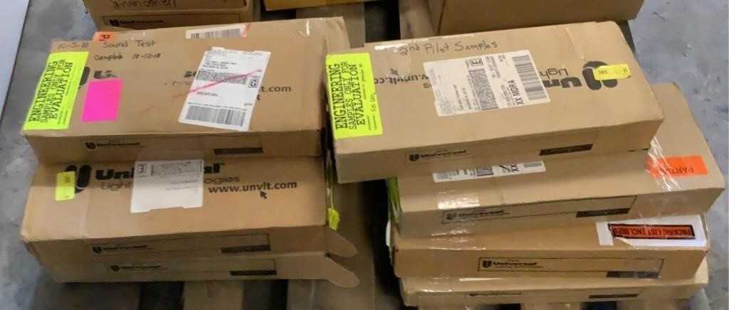 (Approximately 65) Assorted LED Drivers Everline - LIGHTING