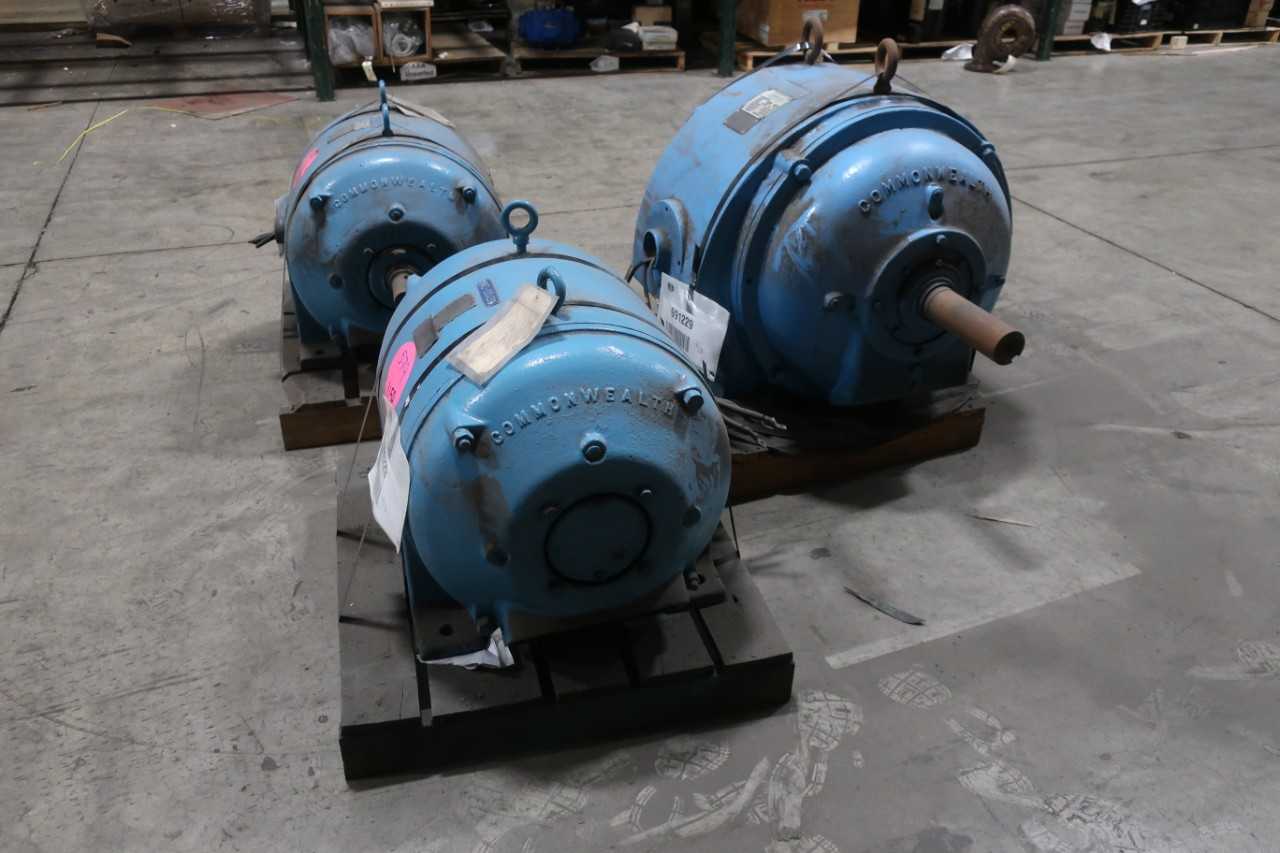 LOT OF 3 ASSORTED 550V ELECTRIC MOTORS - ELECTRIC MOTORS