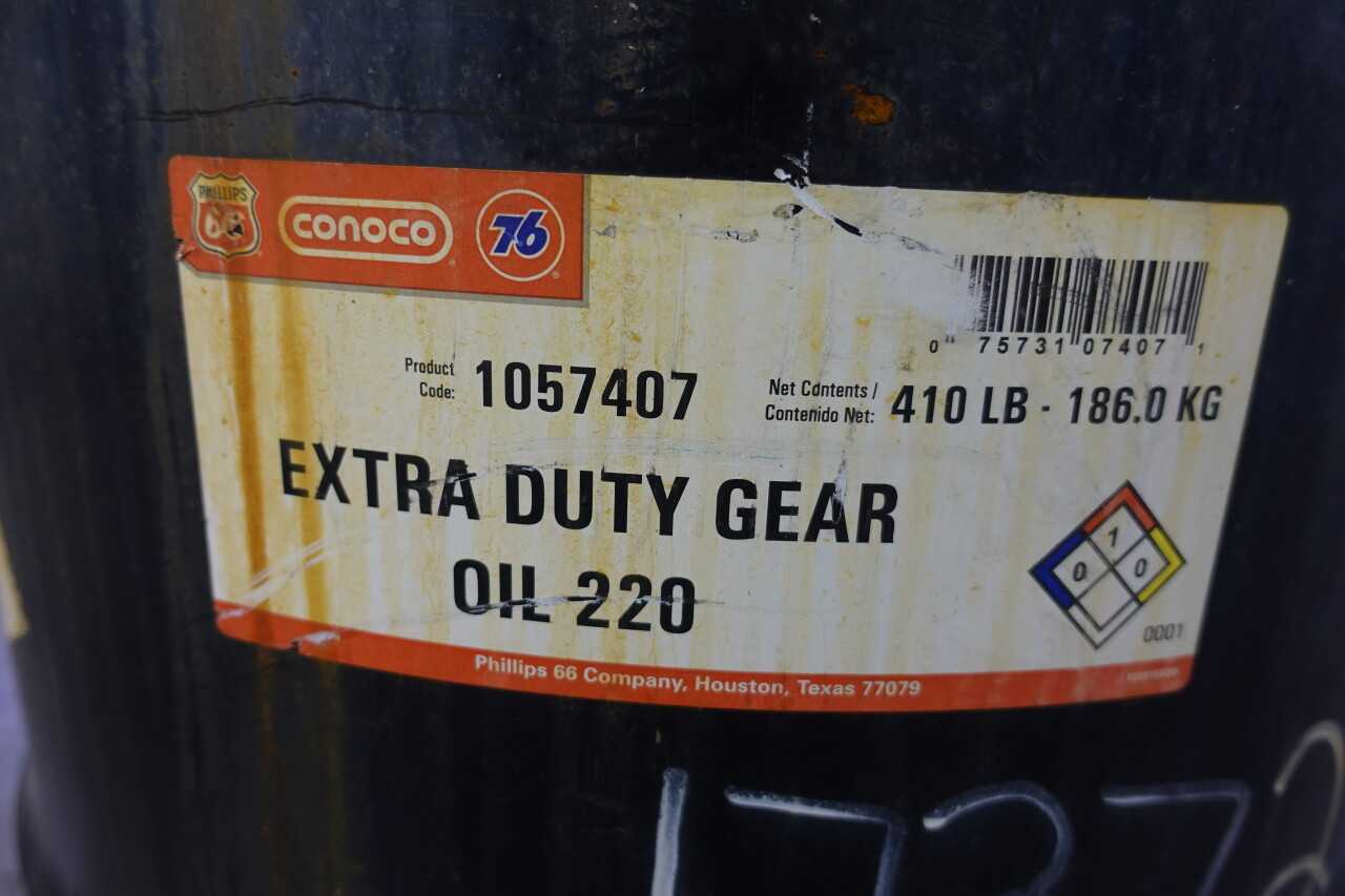 FULL 55 GALLON DRUM OF PHILLIPS 66 EXTRA DUTY GEAR OIL 220 - GEAR REDUCERS
