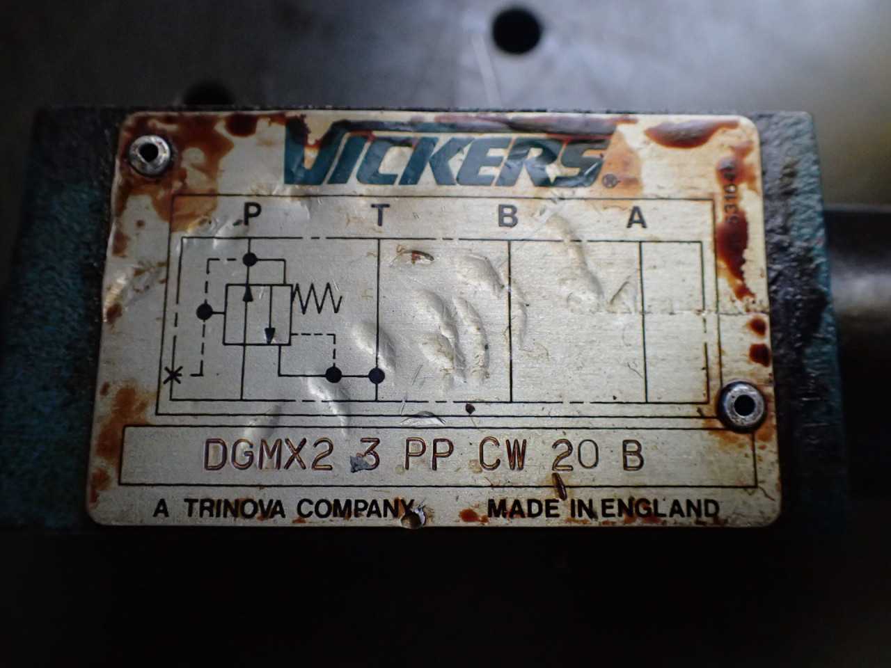 Vickers DGMX2-3-PP-CW-20-B, System Stak, Pressure Reducing Valve - VALVES
