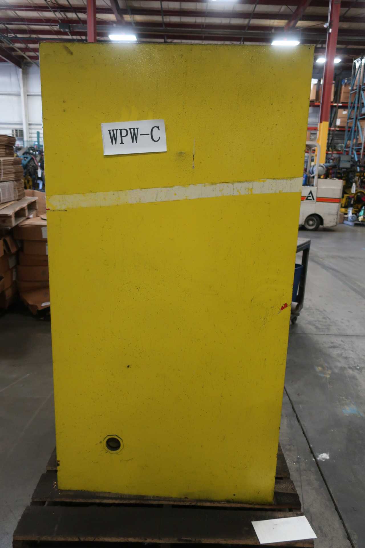 FLAMMABLE LIQUIDS STORAGE CABINET WITH CANTENT GASOLINE CANS - SAFETY EQUIPMENT