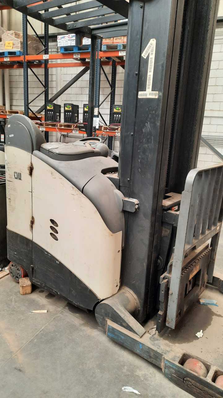 Mochis - Crown Eléctrico 1A371881 Montacargas - REACH TRUCKS