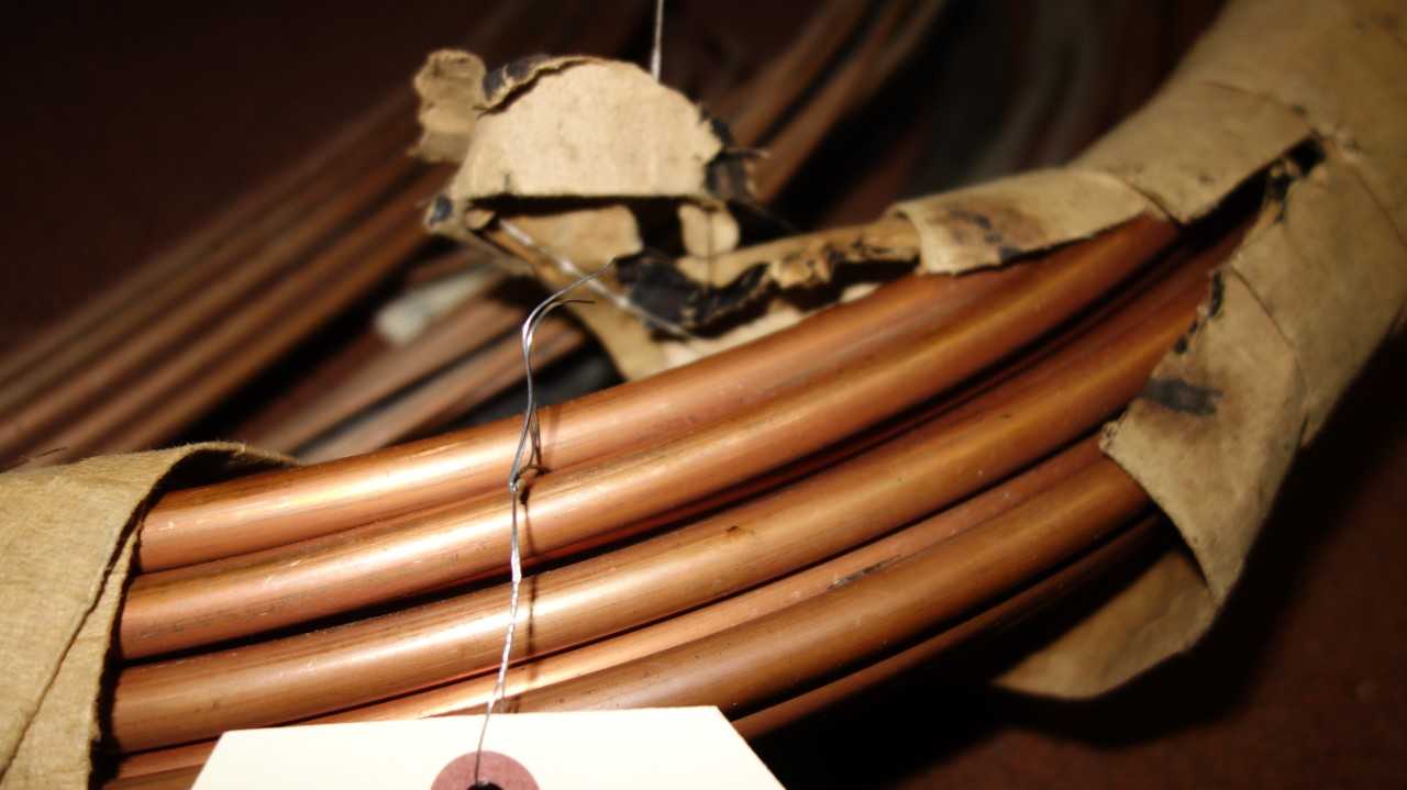 LOT OF COPPER CABLE AND TUBING - ELECTRIC POWER TOOLS