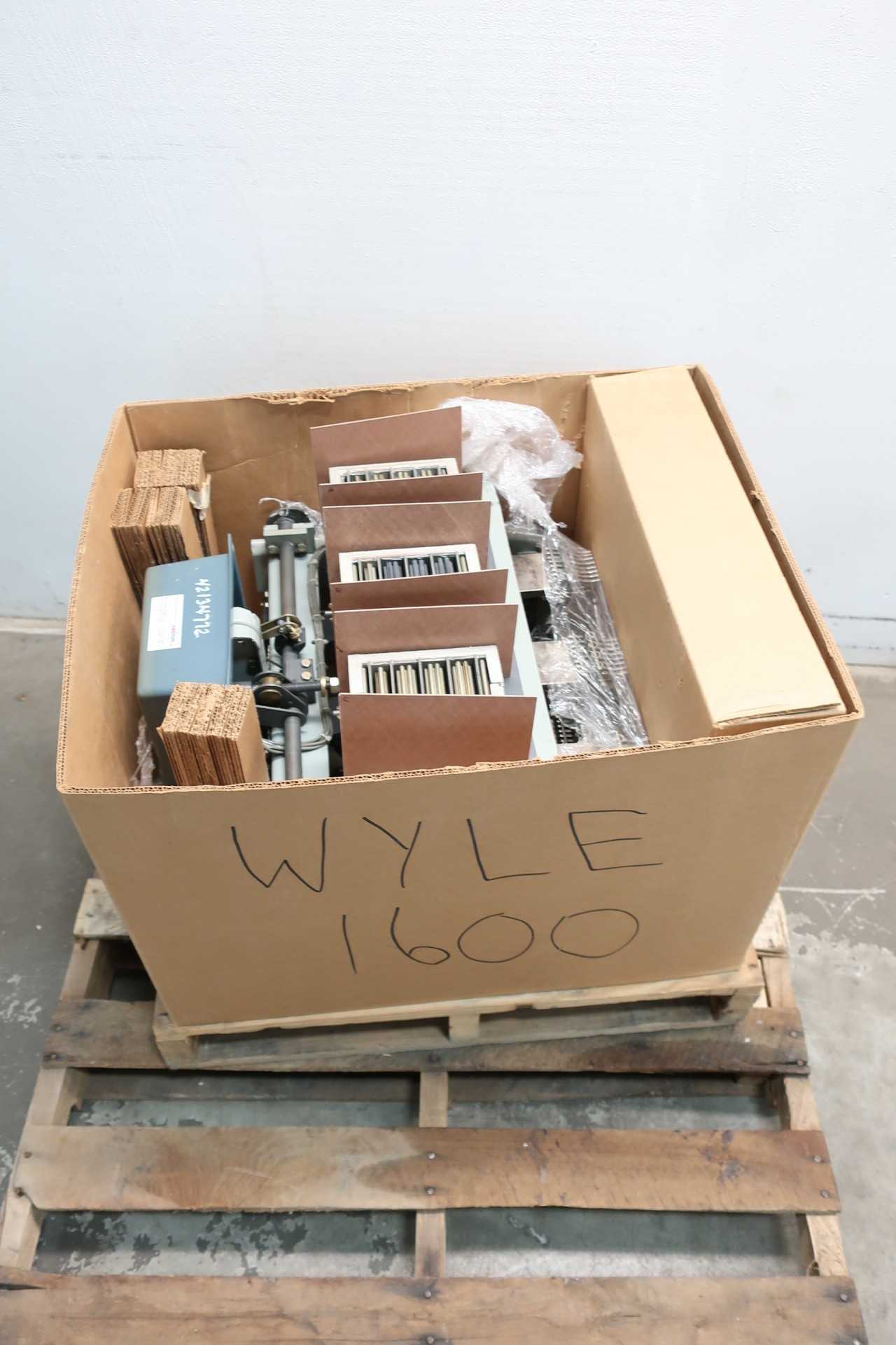 ALLIS CHALMERS LA-1600 AIR CIRCUIT BREAKER - SWITCHGEAR