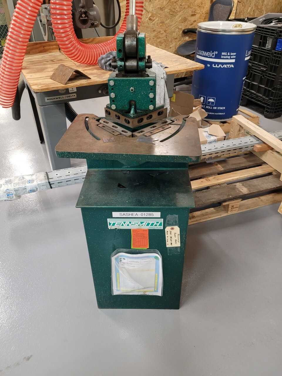 Tenn Smith Corner Shear - METAL SHEARS