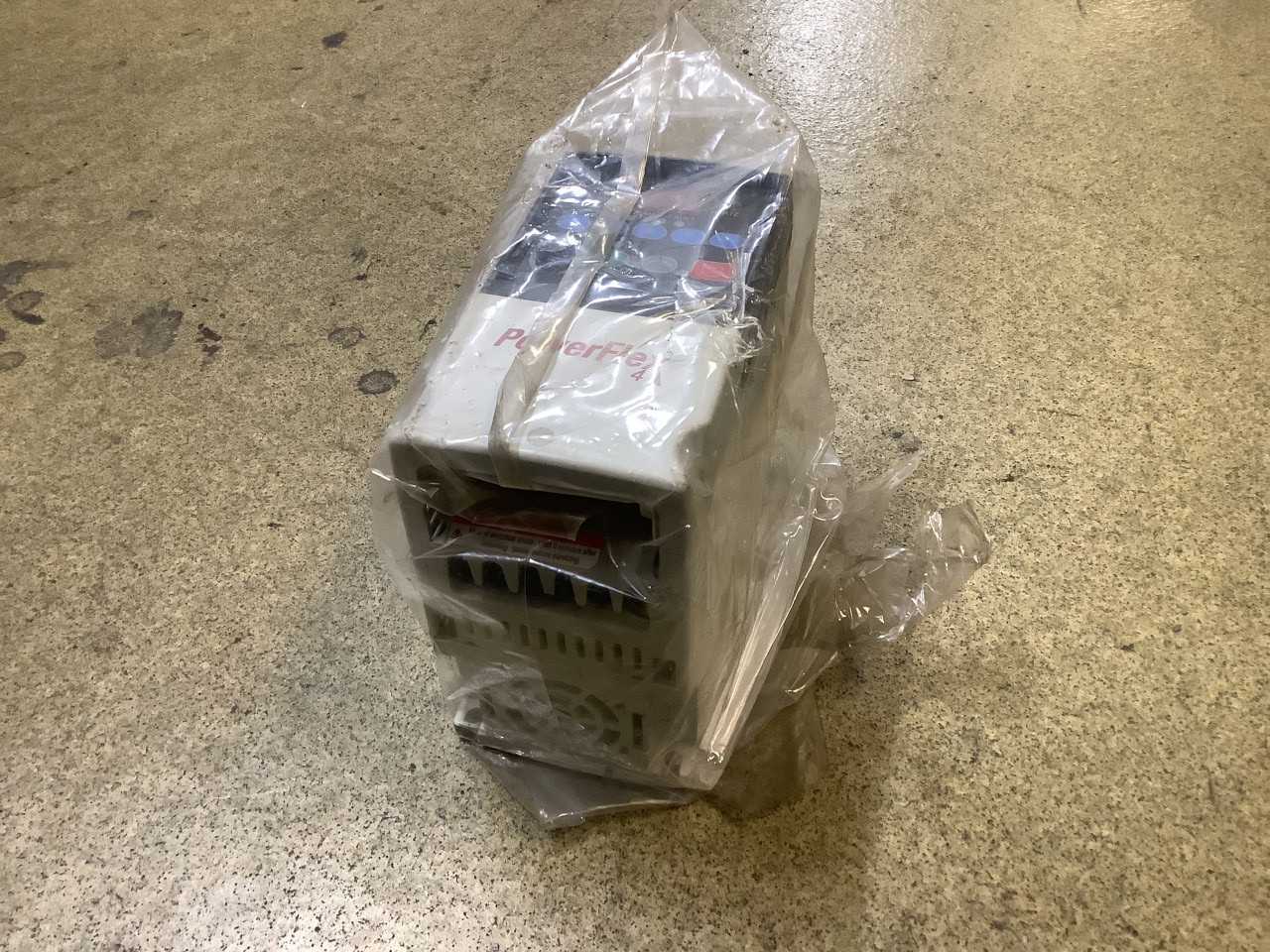 Allen-Bradley 22A-D2P3N104 PowerFlex 4 AC Drive - MOTOR DRIVES