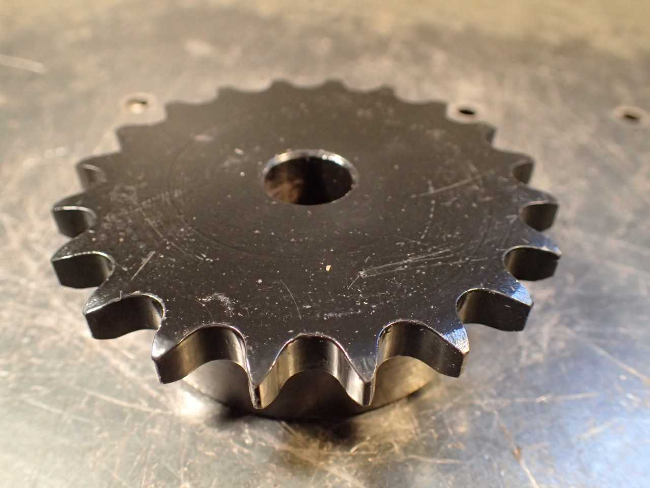 Shamrock 40B20 #40 Steel Chain Sprocket: 20-Tooth, 5/8" Bore, NOS New Old Stock - SPROCKET