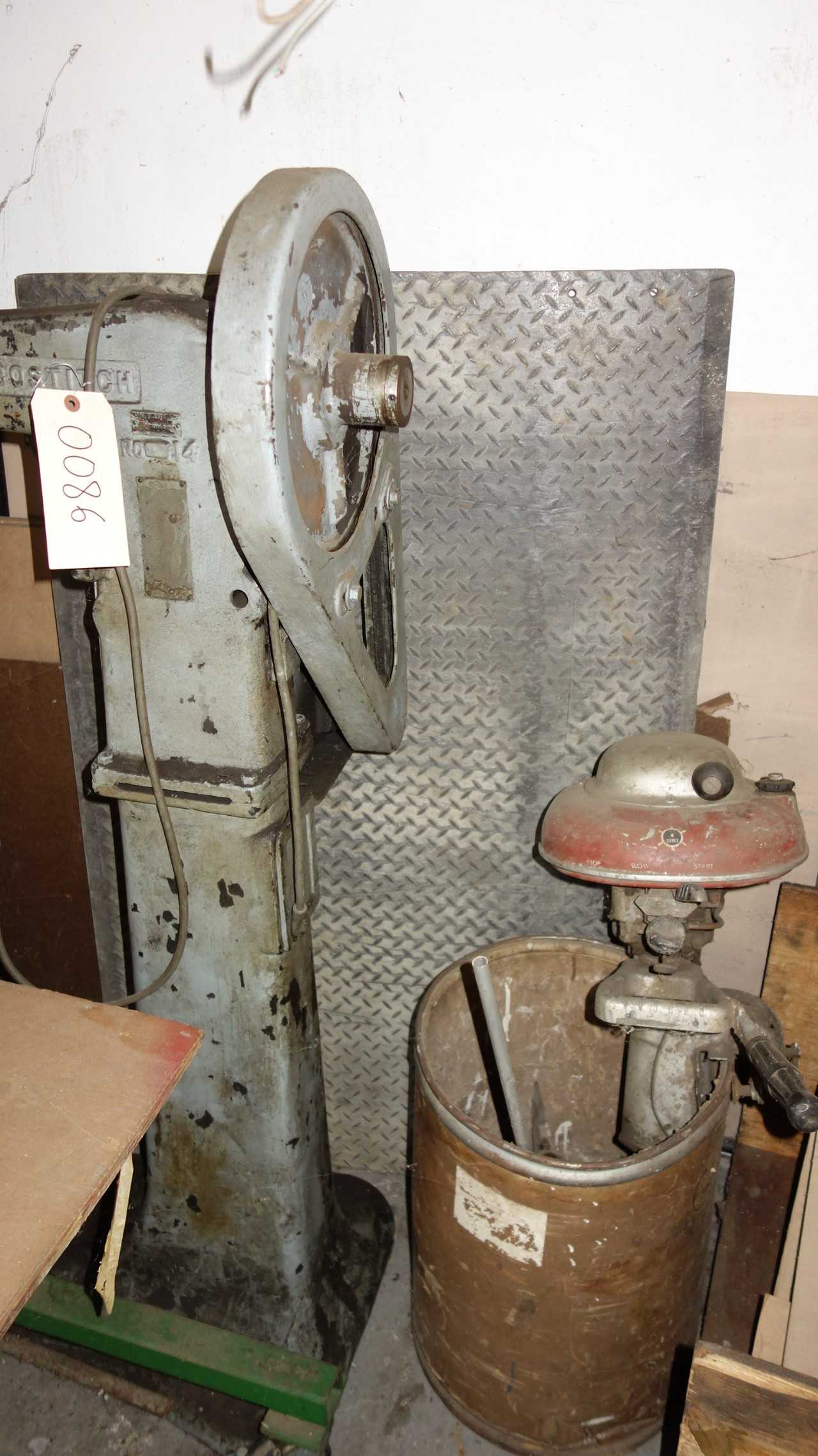 LOADING DOCK PLATE - MATERIAL HANDLING