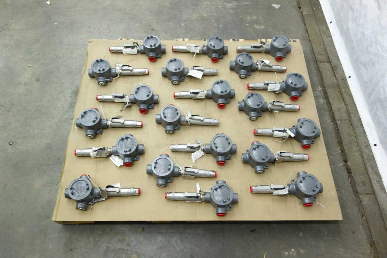 LOT OF 20 SOR 6AH-EF5-M4-C2A-RRTB PRESSURE SENSORS - INSTRUMENTATION