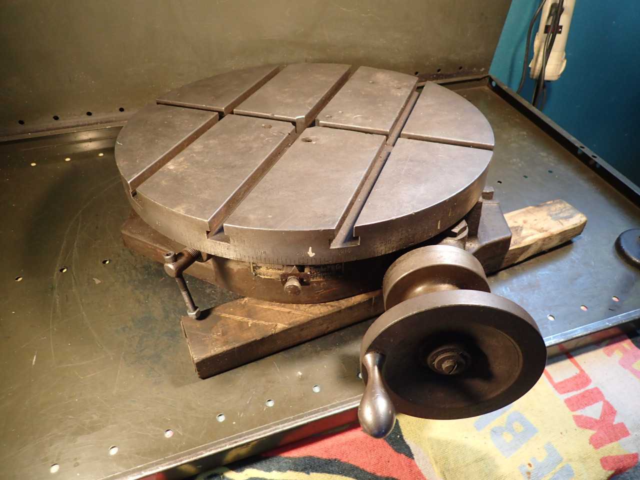 Troyke T-18 18" Horizontal Milling Rotary Table: Indexed to 1 Minute, Used Good - MACHINING ACCESSORIES & TOOLING