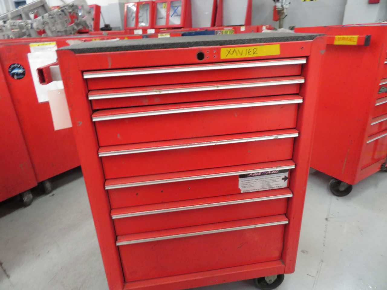 7 Drawer Tool Box Snap On - MISCELLANEOUS