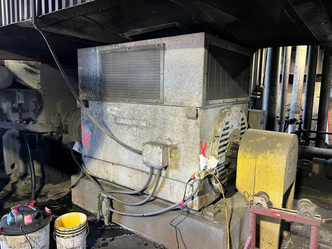 3x GE AC induction motors 1250hp 4KV - ELECTRIC MOTORS
