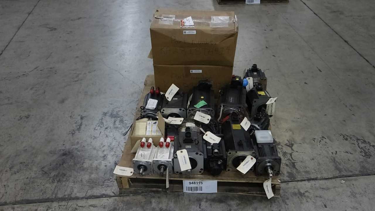 PALLET OF ASSORTED SERVO MOTORS - SERVO