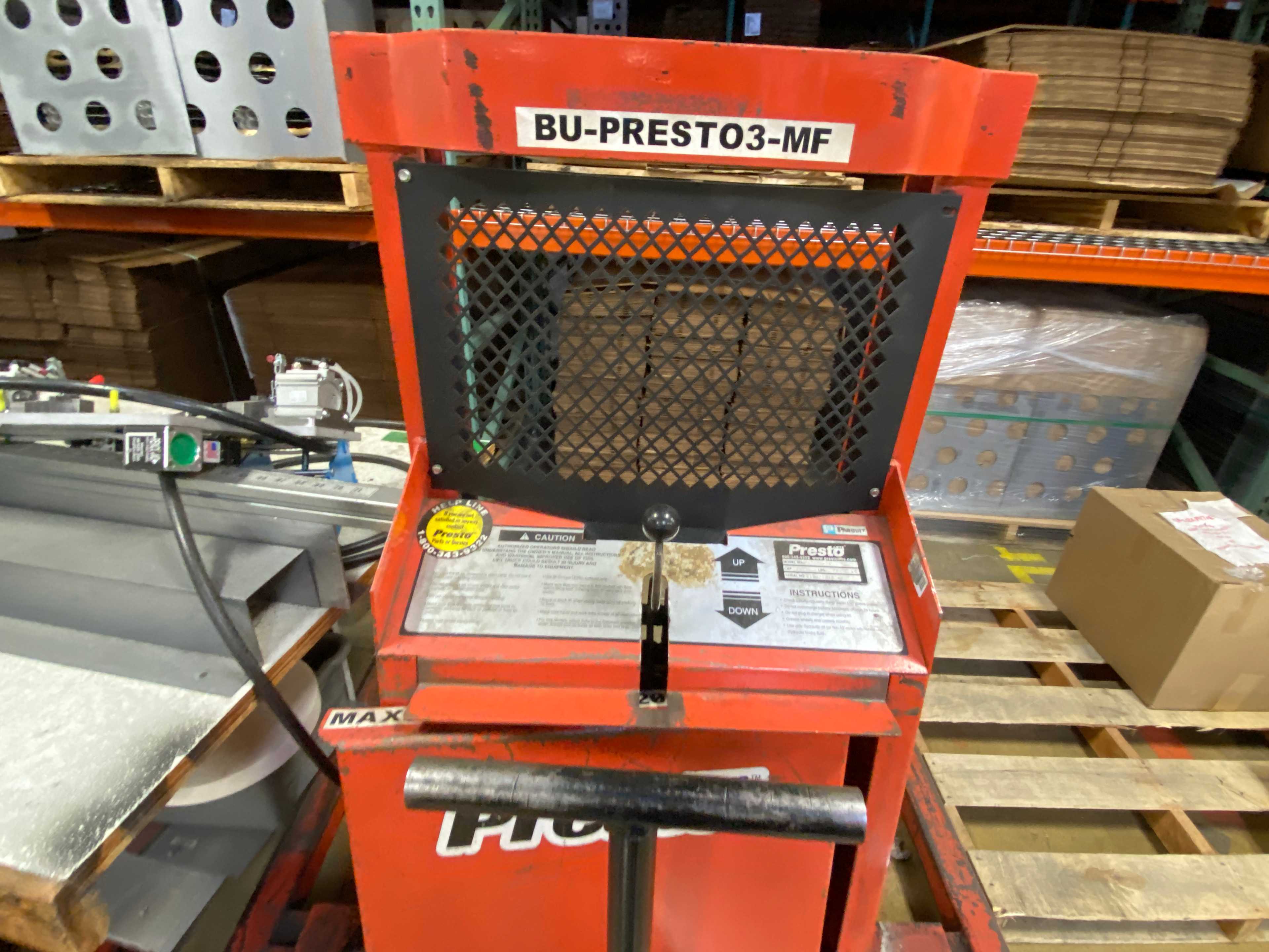 PRESTO LIFTS LIFT - FORKLIFTS