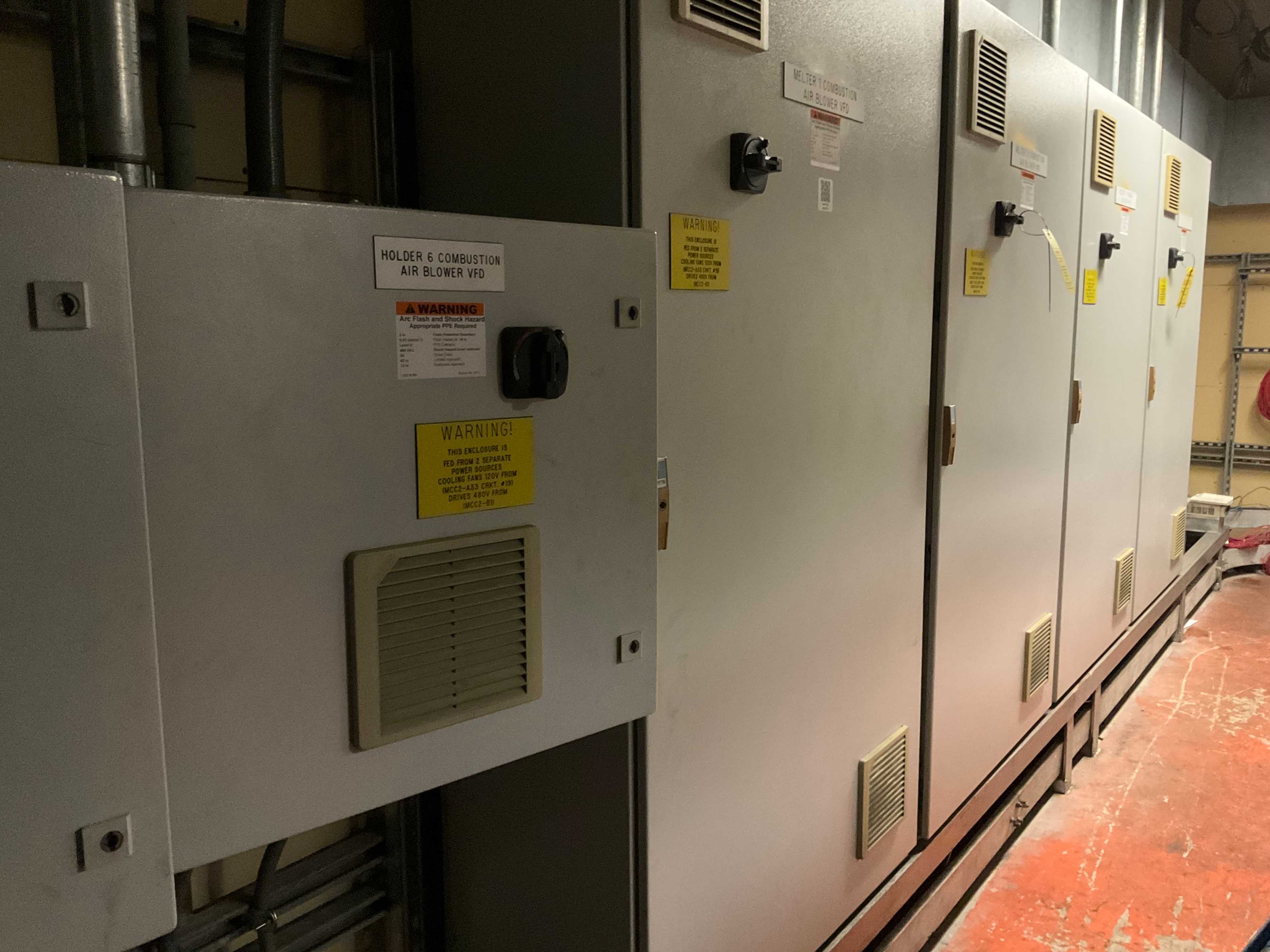CONTENTS OF CONTROL ROOM - AUTOMATION & CONTROLS