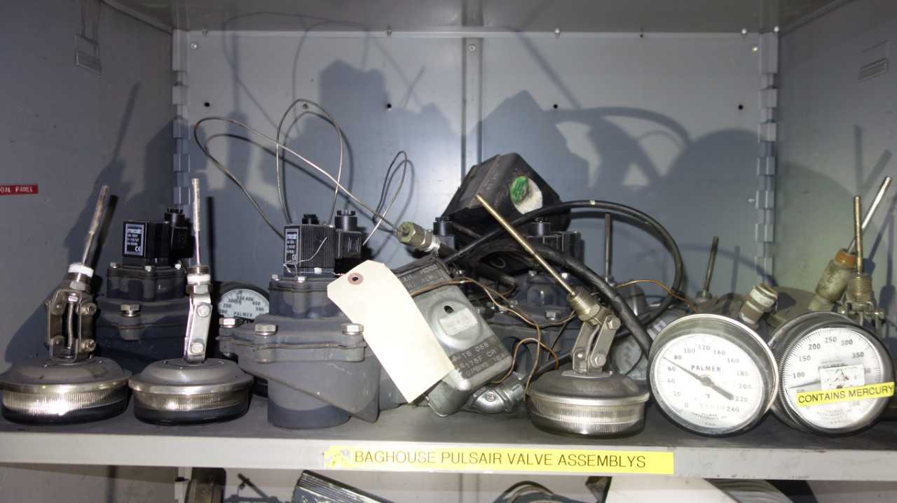 CABINET WITH CONTENTS, ASSORTED INSTRUMENTATION - INSTRUMENTATION