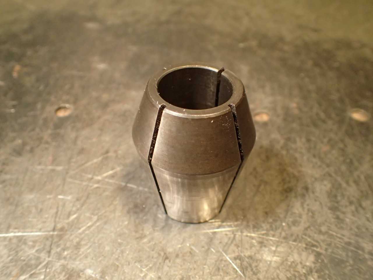 Universal Engineering Series ZZ Double Taper Collet: 7/8" Round Smooth - HOLEMAKING TOOLS