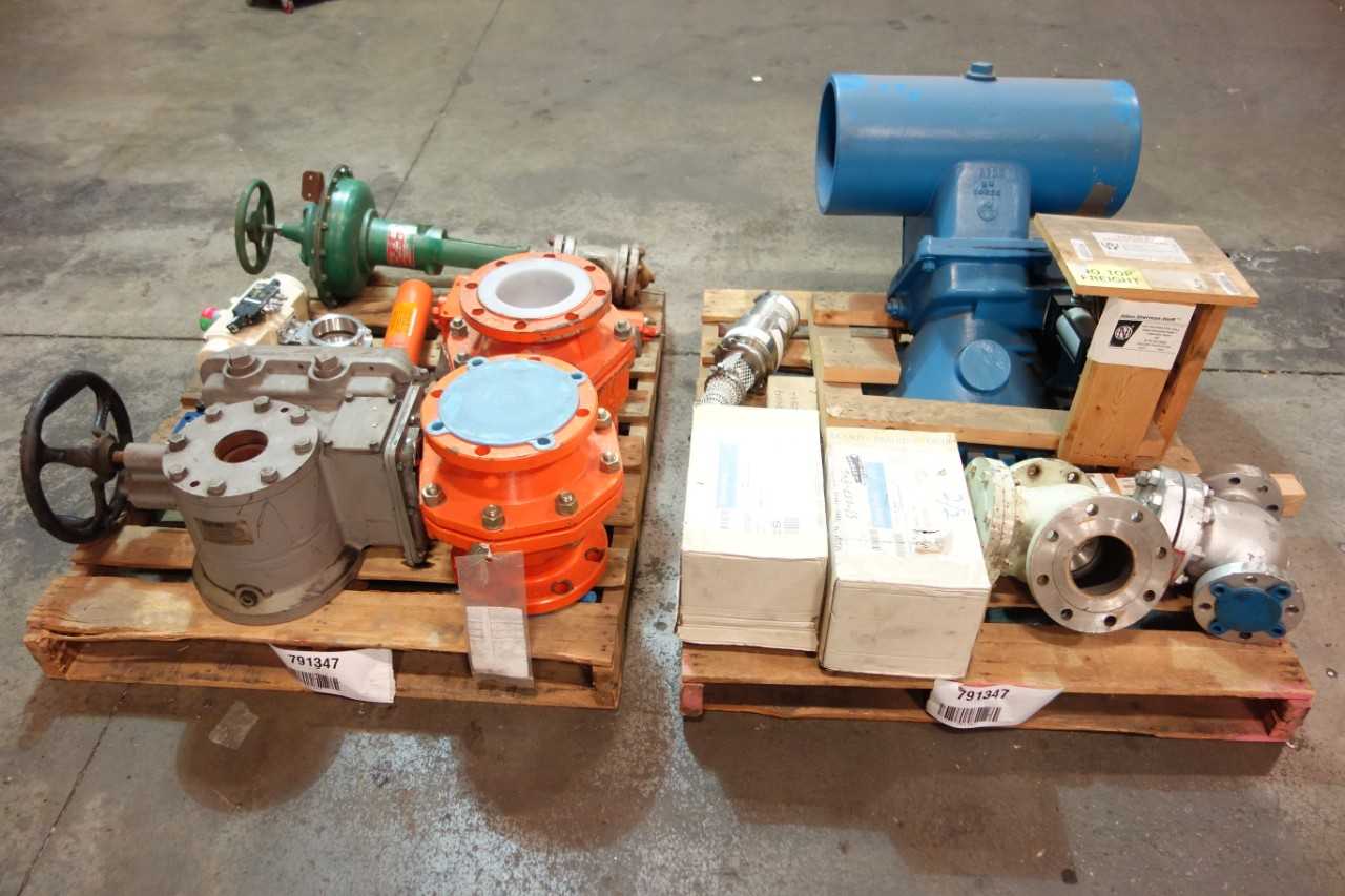 2 PALLETS OF ASSORTED VALVES AND VALVE ACCESSORIES - VALVES
