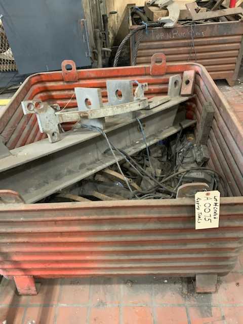 LOT OF 4 CRATES OF RIGGING TOOLS - ELECTRIC POWER TOOLS LOT OF 4 CRATES OF RIGGING TOOLS - ELECTRIC POWER TOOLS