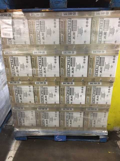 TRUCK LOAD OF ASSORTED CASTROL MOTOR OIL - PALLET JACKS