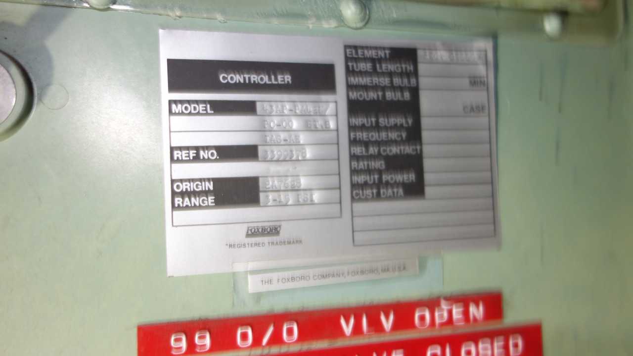 LOT OF 2 FOXBORO 43AP-FA42D PNEUMATIC CONTROLLER - AUTOMATION & CONTROLS