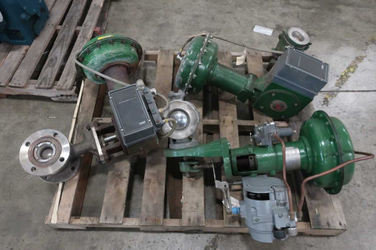 LOT OF 3 ASSORTED FISHER CONTROL VALVES 3IN&4IN - CONTROL VALVE