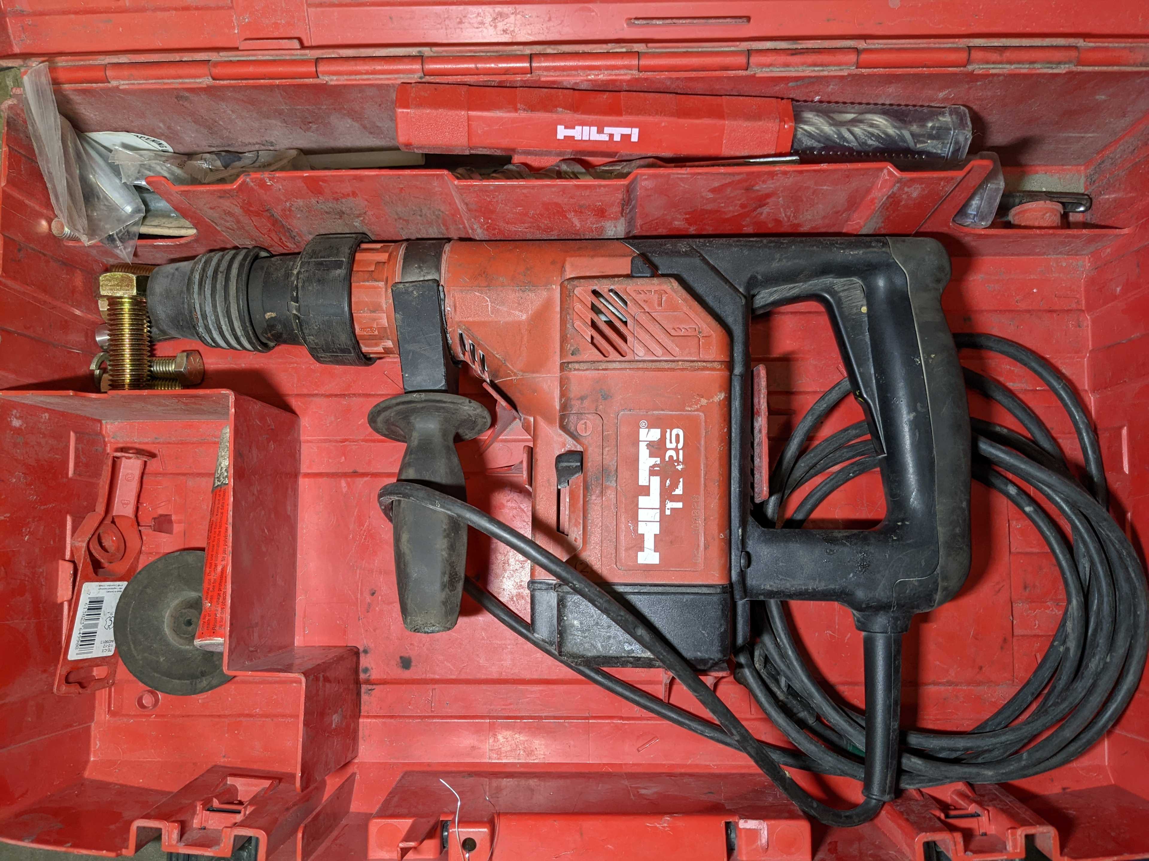 HAMMER DRILL - ELECTRIC POWER TOOLS