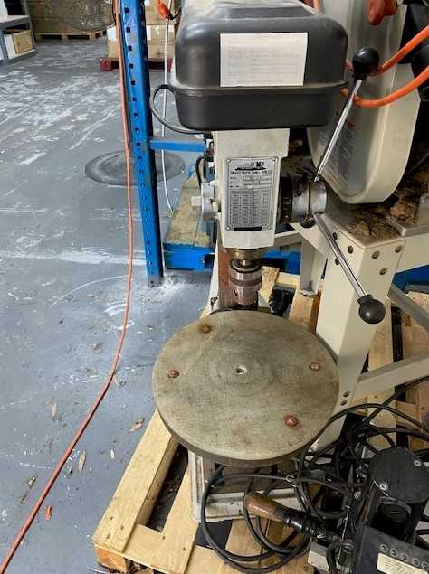 Manhattan Model #951220 1/2 HP Heavy Duty Drill Press - UPRIGHT DRILL PRESSES