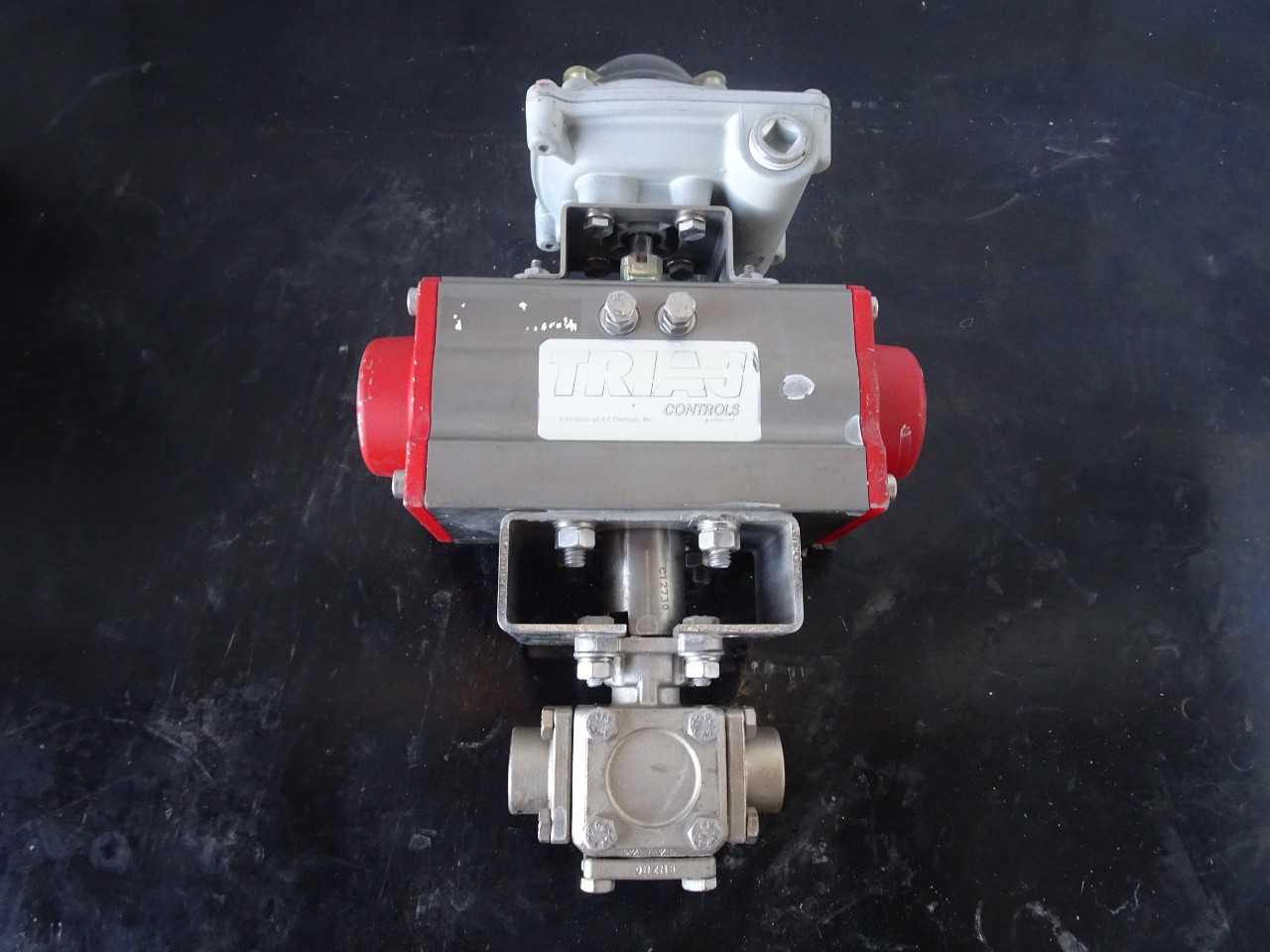 TRIAC 3 way STAINLESS CONTROL VALVE W/ actuator - CONTROL VALVE