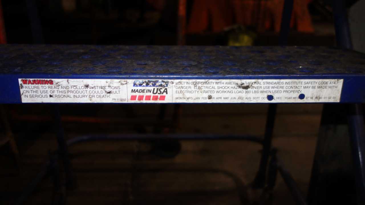 LOT OF 3 ROLLING STEP LADDERS - MISCELLANEOUS