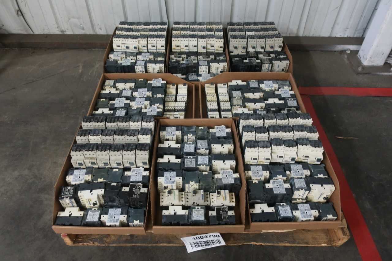 1 PALLET OF SCHNEIDER GV2-LE16 14A MANUAL MOTOR STARTERS - MOTOR STARTERS