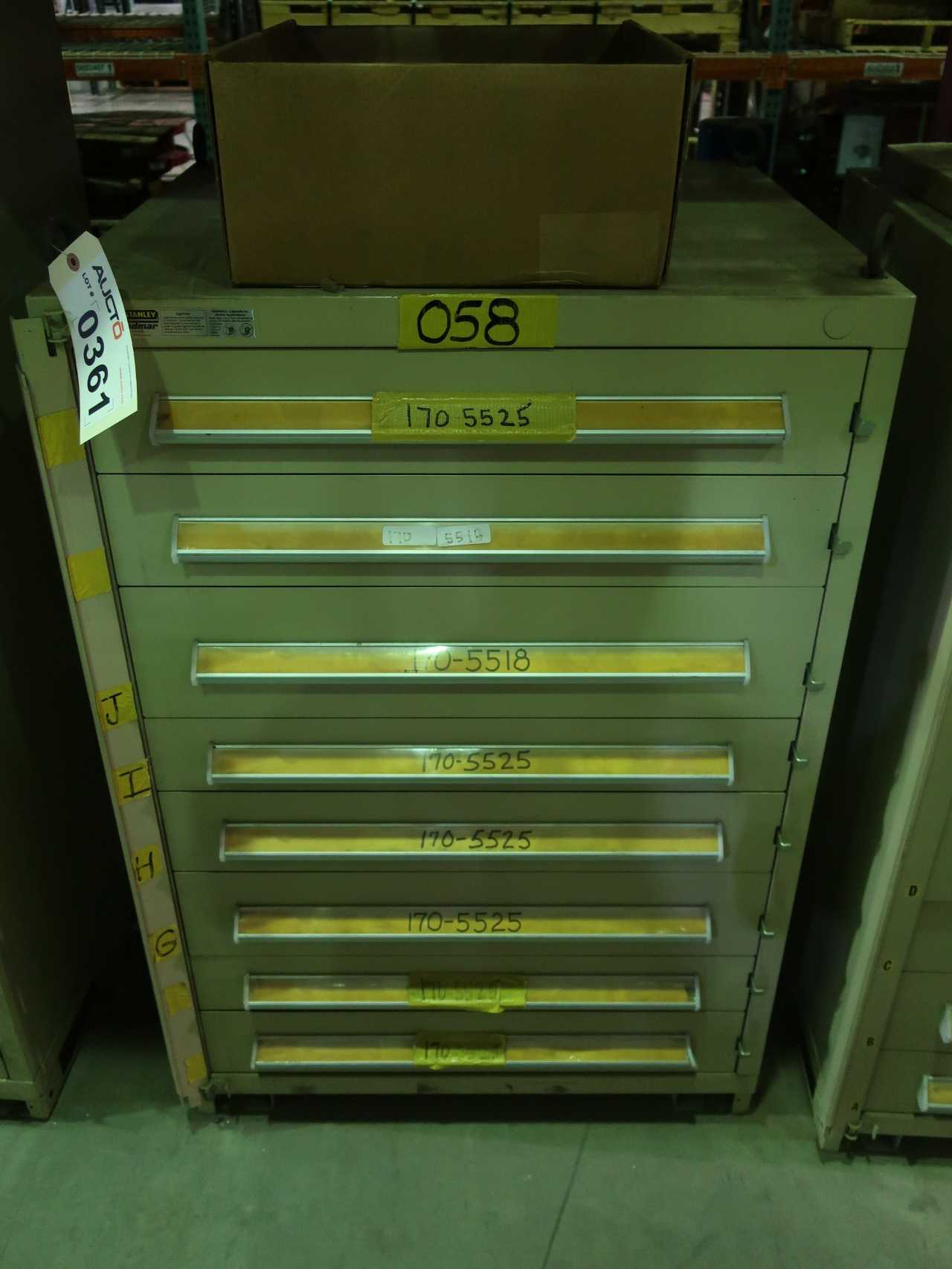 Lot of 4 cabinets, 6 to 8 drawer, contents excluded - TOOL STORAGE