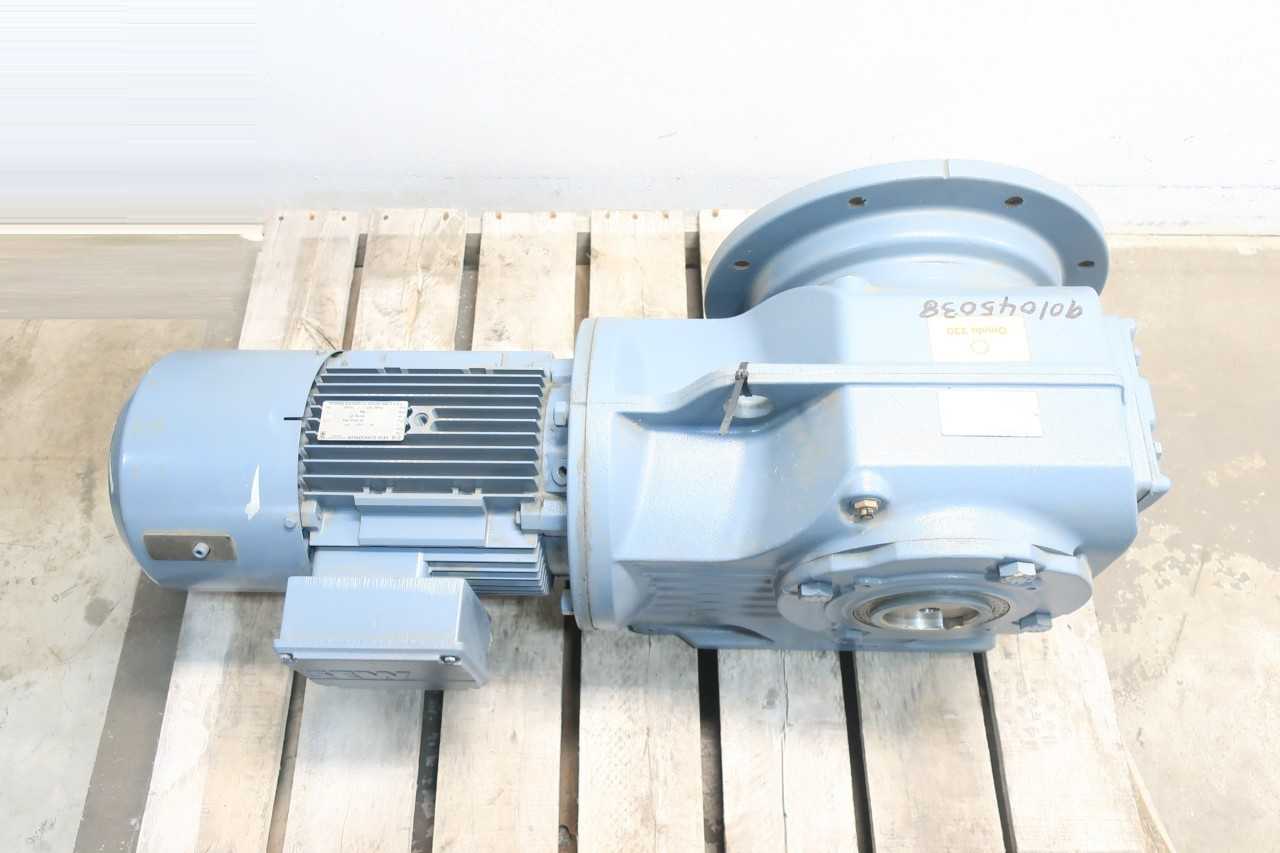 NEW SEW EURODRIVE KAF107DV132M4BM15HF 26RPM 3PH 10HP 92MM 460V-AC GEARMOTOR - ELECTRIC MOTORS