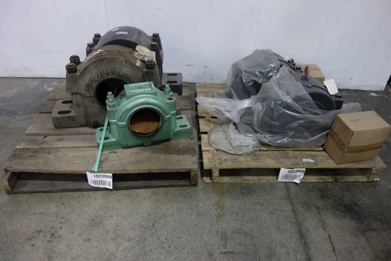 2 PALLETS OF ASSORTED BEARING HOUSINGS - BEARINGS