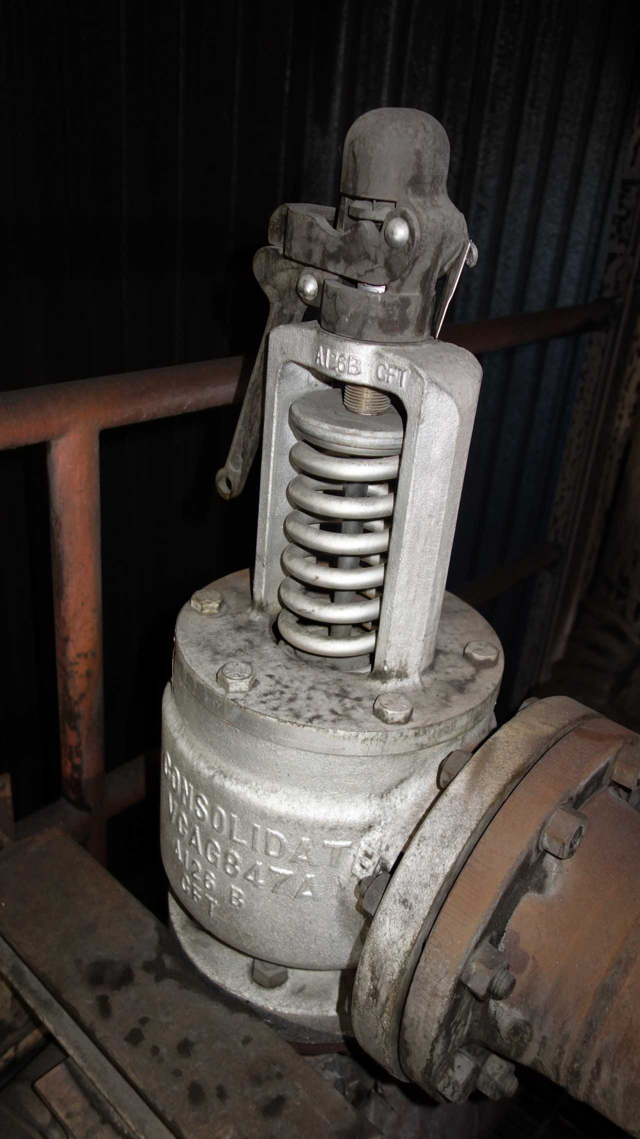 CONSOLIDATED 1511P RELIEF VALVE 4" 60PSI - RELIEF VALVE