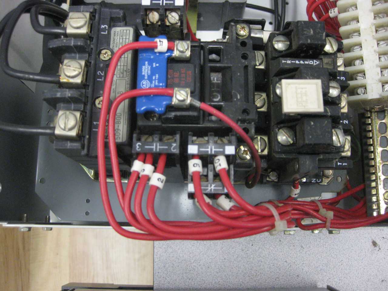 Allen Bradley MCC buckets SIZE 2 STR 50A BREAKERS QTY 2 - MOTOR CONTROL CENTERS