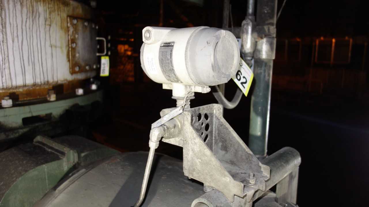 LOT OF 2 HONEYWELL ST3000 STG644 PRESSURE TRANSMITTER - INSTRUMENTATION