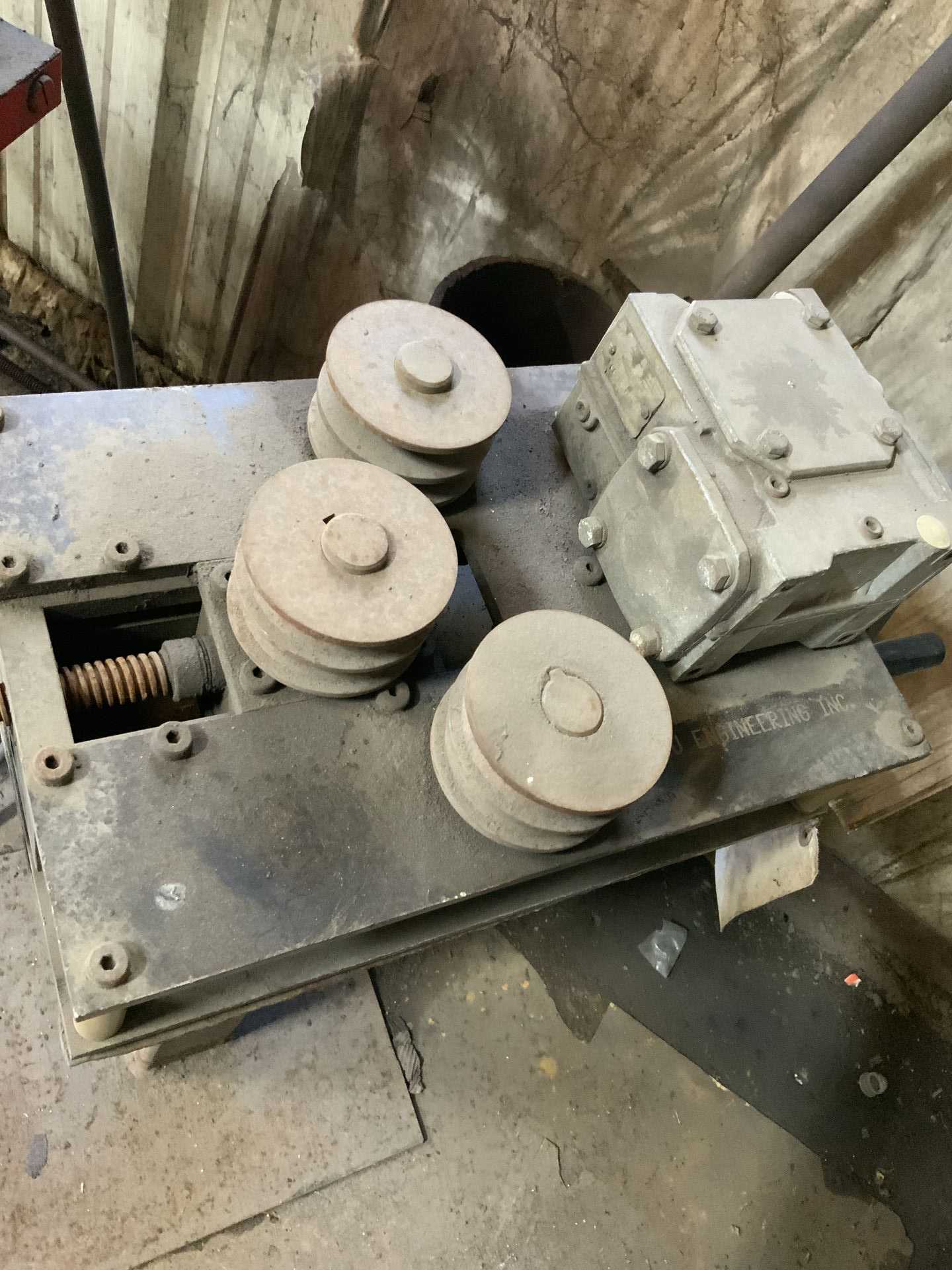 GUIDE RAIL BENDER - CRANES
