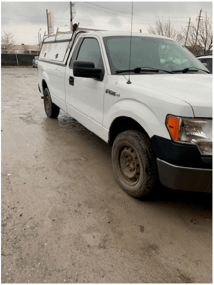 2013 FORD F150 XLT 4X2 REG. CAB LONG BOX PICKUP TRUCK WITH TOPPER - HYDRO EXCAVATOR TRUCKS