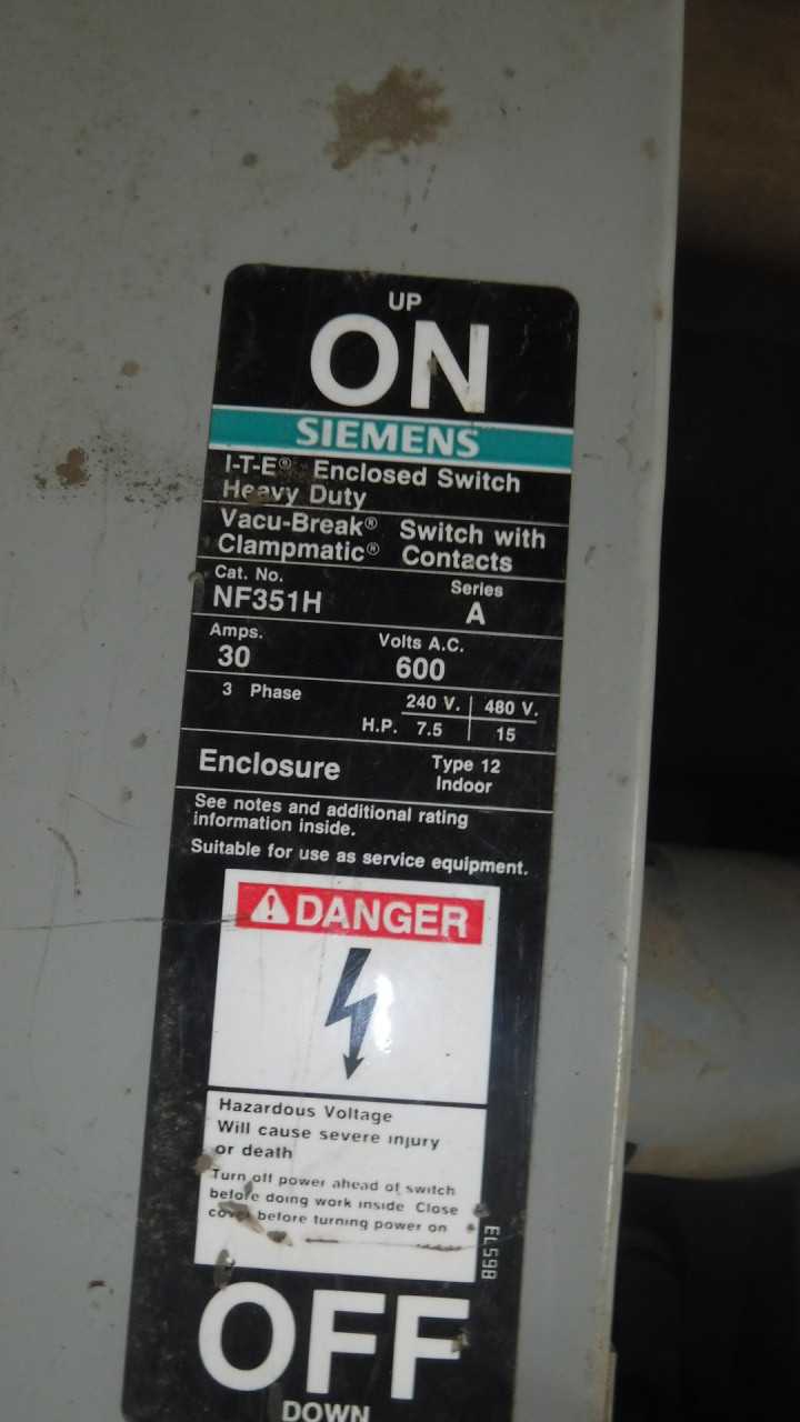 Lot of Seven 30 Amp Siemens Safety Switches - SAFETY EQUIPMENT