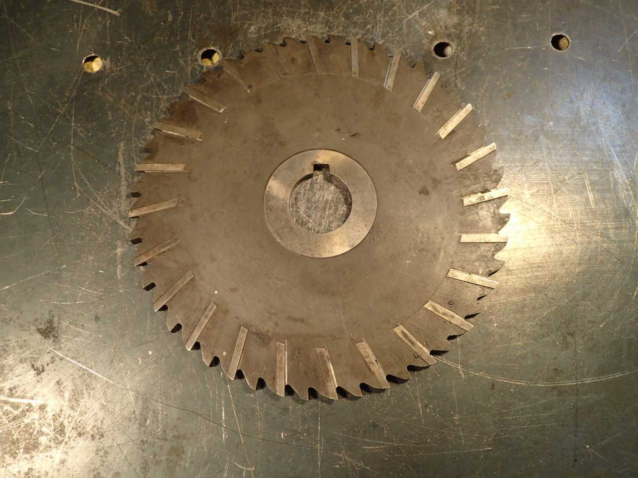 6" OD x 3/16" Staggered Tooth Side Mill Milling Cutter: 1" Horizontal Arbor Hole - MILLING TOOLS