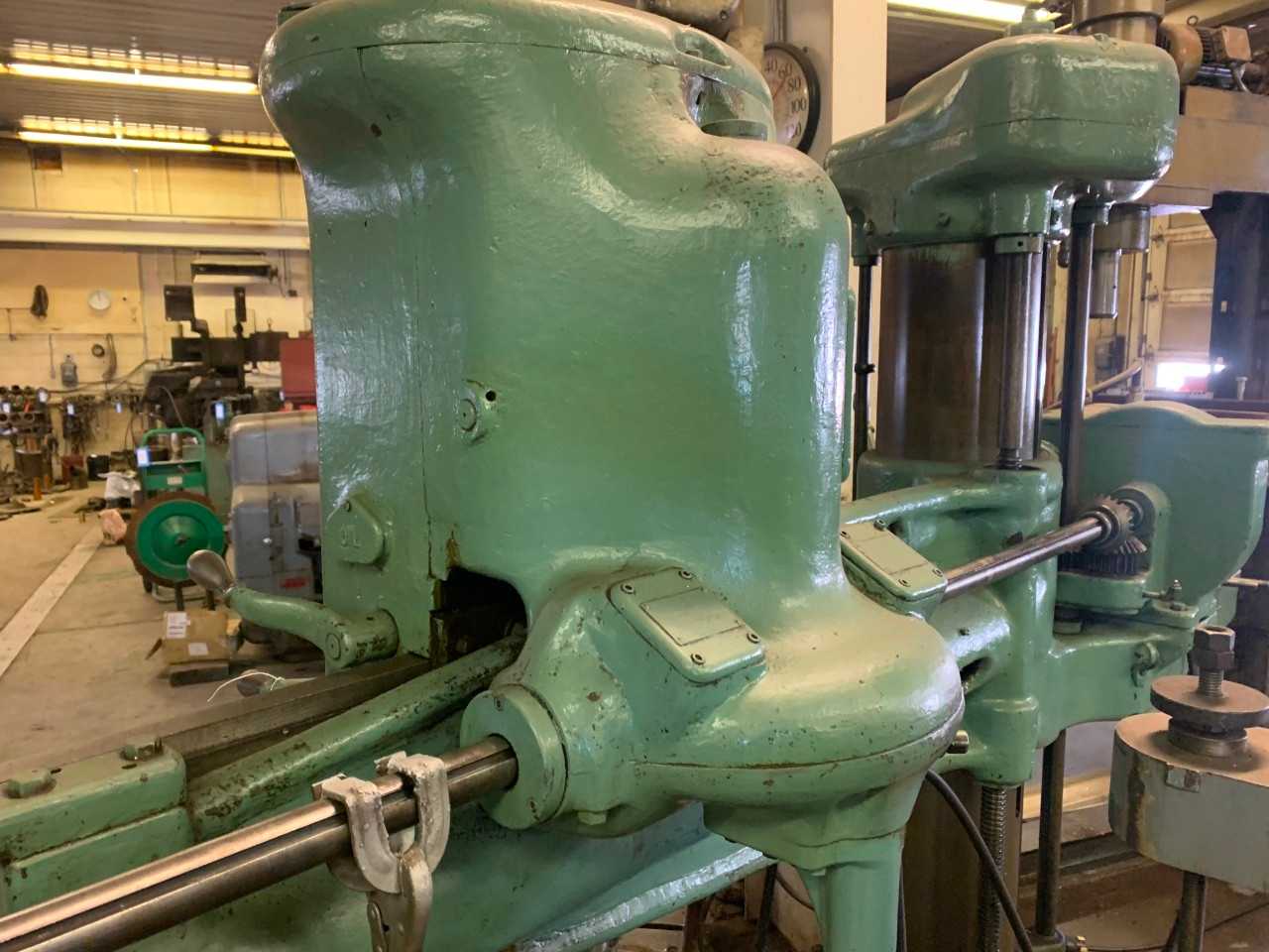 Large Radial Arm Drill - RADIAL ARM DRILLING MACHINES