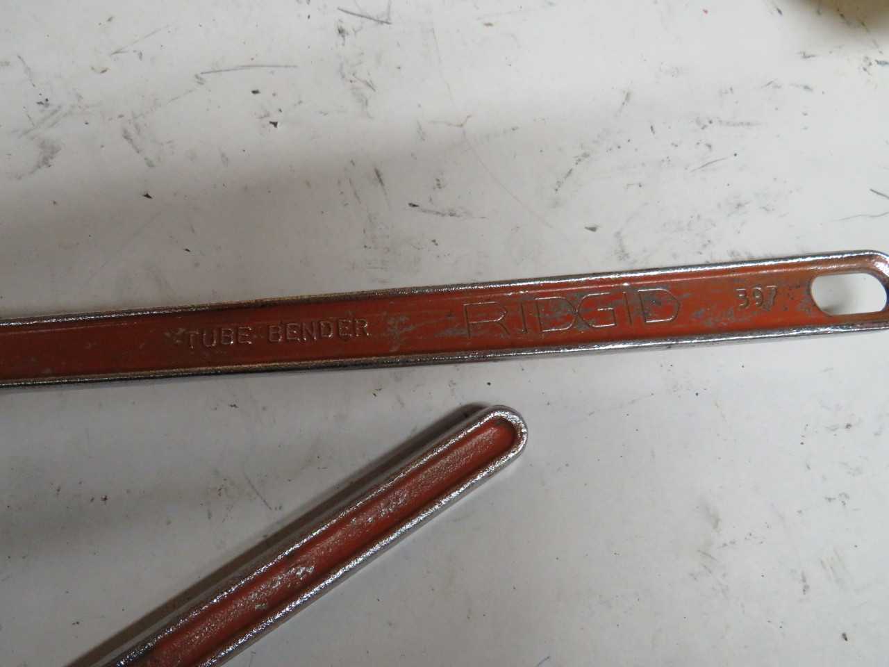 LOT OF ASSORTED RIDGID TUBE BENDERS - HAND TOOLS
