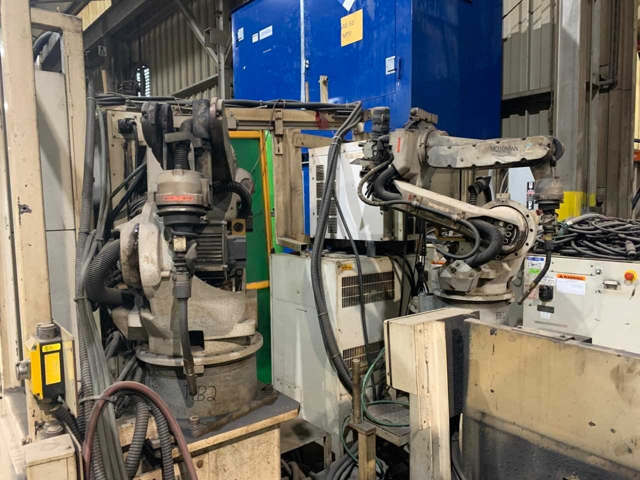 DUAL WELD CELL W/ YR-EA1400N-A00 MOTOMAN ROBOTS - INDUSTRIAL ROBOTS